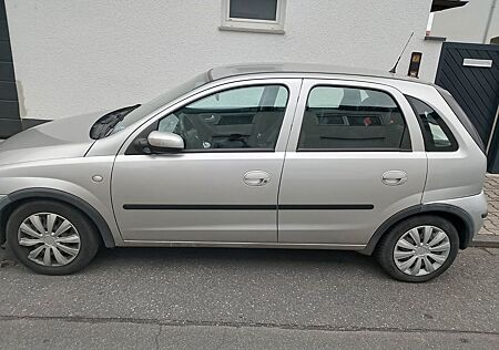 Opel Corsa 1.2 -