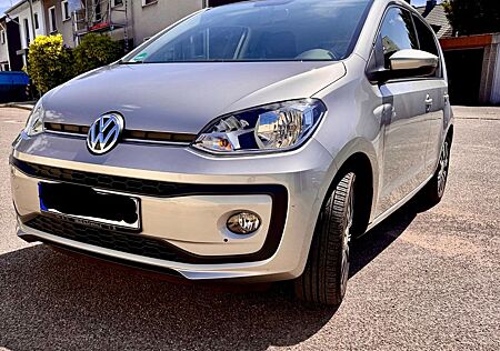 VW Up Volkswagen ! 1.0 55kW sound ! sound !