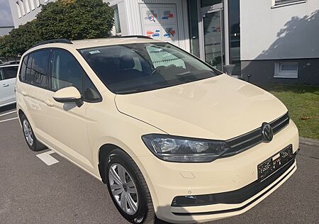 VW Touran Volkswagen 2,0 BlueMotion Technology 7 Sitze Taxi