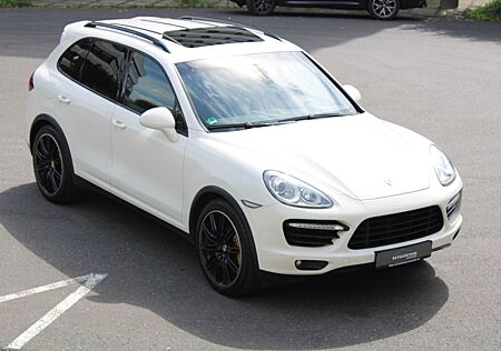 Porsche Cayenne Turbo Burmester/18-Wege/SHZ/Approved