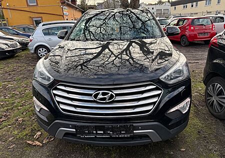 Hyundai Grand Santa Fe 2.2 CRDi Premium 4WD Automatik