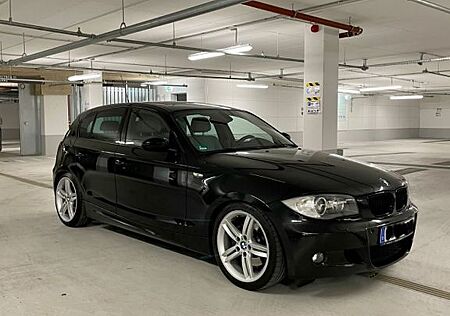 BMW 130i M Paket E87 Vollausstattung KEIN WINTER