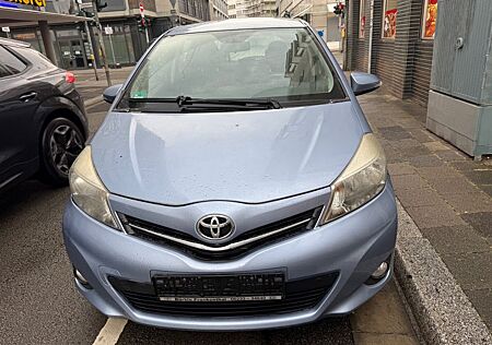 Toyota Yaris 1,33-l-Dual-VVT-i Life