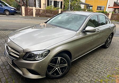 Mercedes-Benz C 200 4MATIC Autom. -