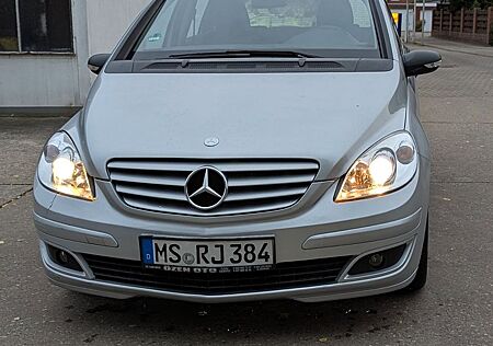 Mercedes-Benz B 200 TÜV 11.2027