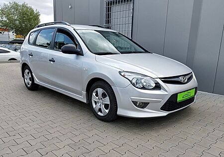 Hyundai i30 CW 1.4*erst42000km*Klima*2Hand*TüvNeu