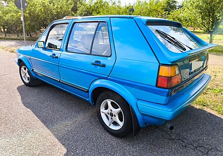 VW Golf Volkswagen GTD Oldtimer Baujahr 87 Sonderlackierung
