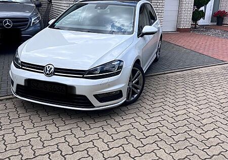 VW Golf Volkswagen 2.0TDI DSG/R-Line/Pano/AHK/ACC/Xenon/Kamera