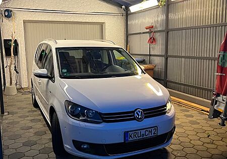 VW Touran Volkswagen 2.0 TDI LIFE LIFE