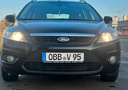 Ford Focus 1,6 Viva Schwarz Viva