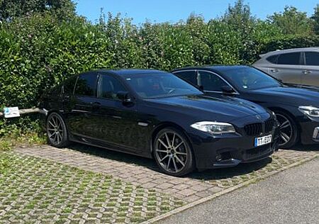 BMW 523i f10 M packet voll Scheckheft gepflegt
