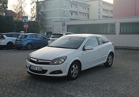 Opel Astra GTC 1.4 Twinport Edition Edition