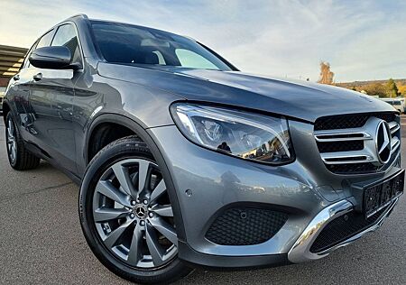 Mercedes-Benz GLC 250 GLC 250d Exlusive Leder Nav LED Kamera 19"Luftfe