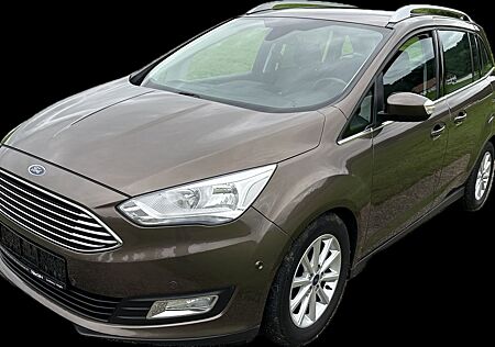 Ford Grand C-Max Titanium