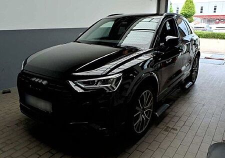 Audi Q3 45 TFSI e S line S tronic Matrix Navi