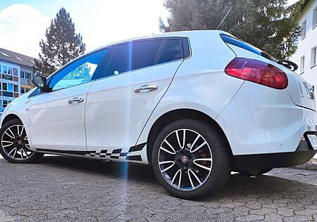 Fiat Bravo 1.4 16V Turbo-JET Street