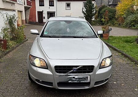 Volvo C70 D5 Momentum Geartronic Momentum