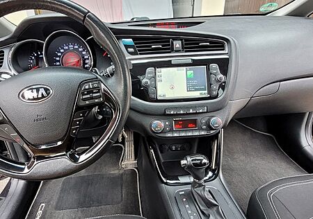 Kia Cee'd / Ceed 1.6 CRDi DCT Spirit Spirit