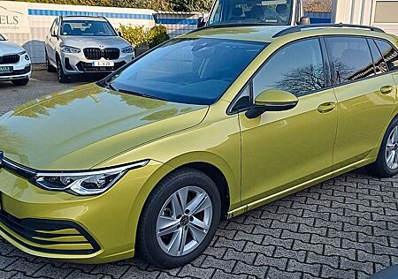 VW Golf Volkswagen Life 1.5 eTSI DSG-Navi-Kamera-Alu-AHKschwen