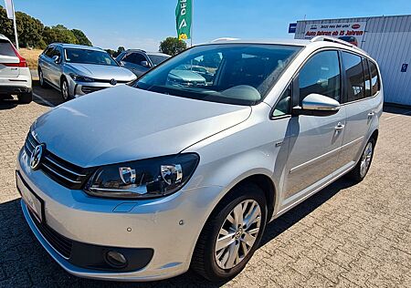 VW Touran Volkswagen Life*PDC*AHK*Scheckheft*2. Hd*Sitzhzg