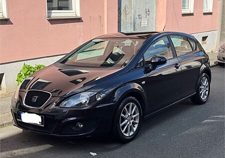 Seat Leon 1.4 TSI Steuerkette Neu/TÜV 08/2027/Klima