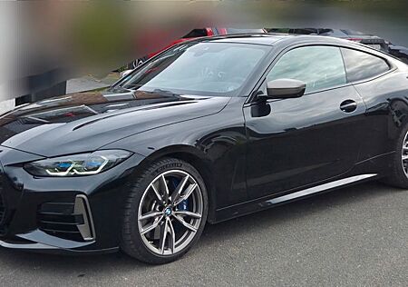 BMW M440i xDrive Coupé A - M Performance Carbon HK