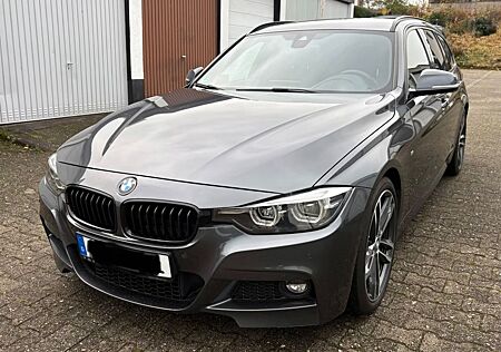 BMW 320i Touring M Sport /Automatik/ Apple Car Play