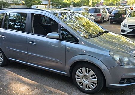 Opel Zafira B 1.8 Benzin mit LPG | 7-Sitzer |