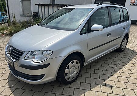 VW Touran Volkswagen Conceptline NAVI TEMPOMAT