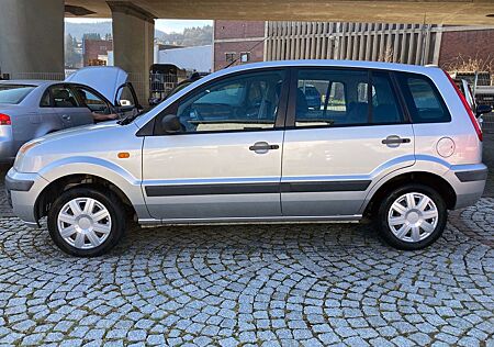 Ford Fusion Ambiente TÜV NEU Servo ISOFIX 1.Hand Face