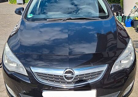 Opel Astra 1.7 CDTI Design Edition 92kW Design Ed...