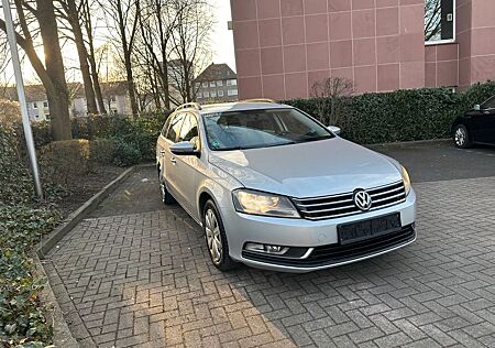 VW Passat Variant Volkswagen Trendline