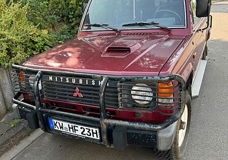 Mitsubishi Pajero H-Kennzeichen, 7-Sitzer, Liebhaberfahrzeu