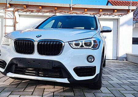 BMW X1 sDrive20i Sport Line Steptronic DCT Sport...