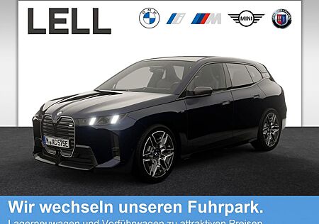 BMW iX M70 xDrive B&W Surround DAB Aktivlenkung LED