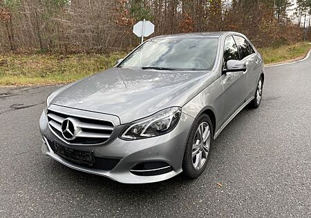 Mercedes-Benz E 250 Autom, TÜV neu, Bremsen neu, Sitzheiz, uvm