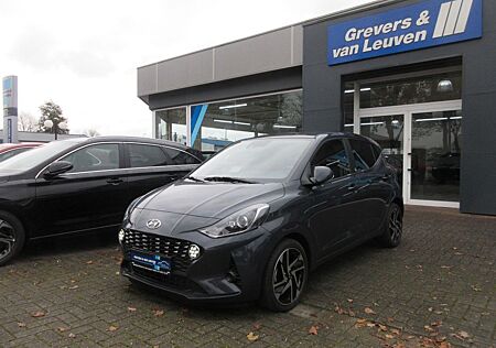 Hyundai i10 1.0 EDIT. 30+NAVI RFK TEMP WINTERP PDC 16"