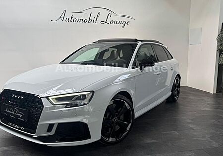 Audi RS3 Sportback 2.5 TFSI quattro / Pano / Schalens