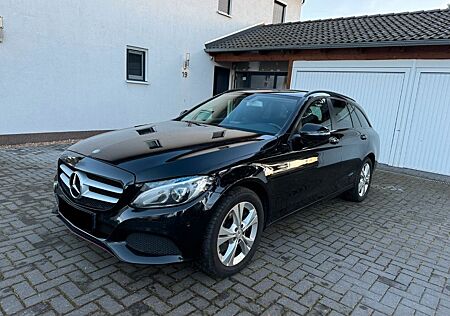Mercedes-Benz C 250 d BlueTec Automatik 4Matic LED Navi T-Mode