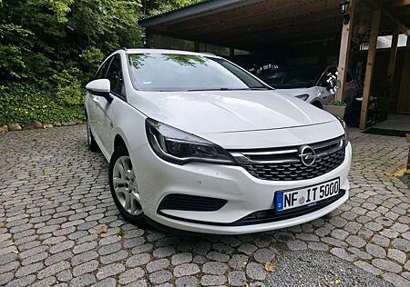 Opel Astra Sports Tourer 1.4*120 Jahre*Active*Kamera