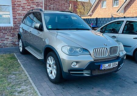 BMW X5 4.8i - Vollausstattung, LPG
