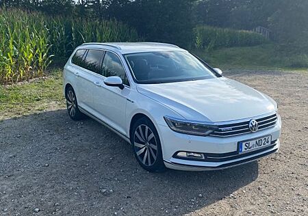 VW Passat Variant Volkswagen 2.0 TDI SCR 140kW BMT Highlin...