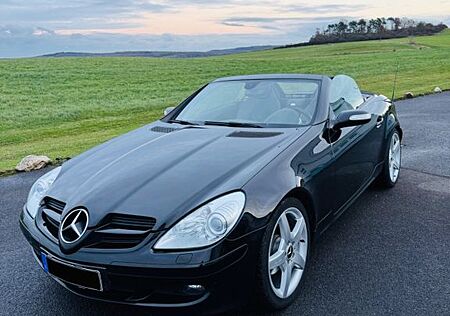 Mercedes-Benz SLK 200 KOMPRESSOR - AUTOMATIK- 18 Zoll AMG
