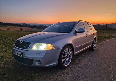 Skoda Octavia Combi 2.0 TFSI DSG RS RS