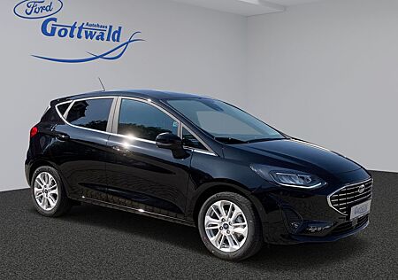 Ford Fiesta Titanium Winterpaket LED Rückfahrkamera