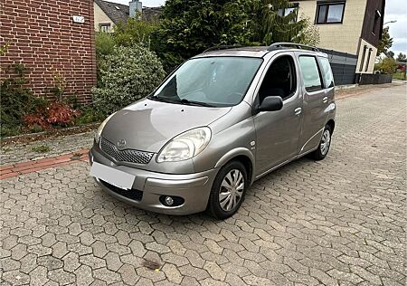 Toyota Yaris Verso 1.3 Sol Automatik Klima