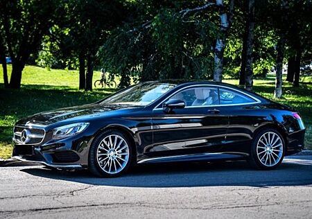 Mercedes-Benz S 500 4MATIC AMG Line Coupé AMG Line