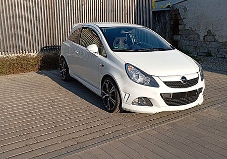 Opel Corsa 1.6 Turbo OPC OPC
