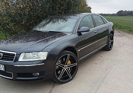 Audi A8 4.2 tiptronic quattro -