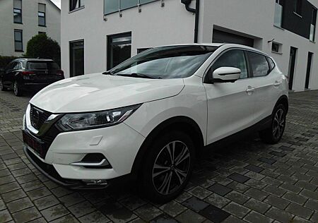 Nissan Qashqai N-Connecta EURO6 TEL: 01738591488